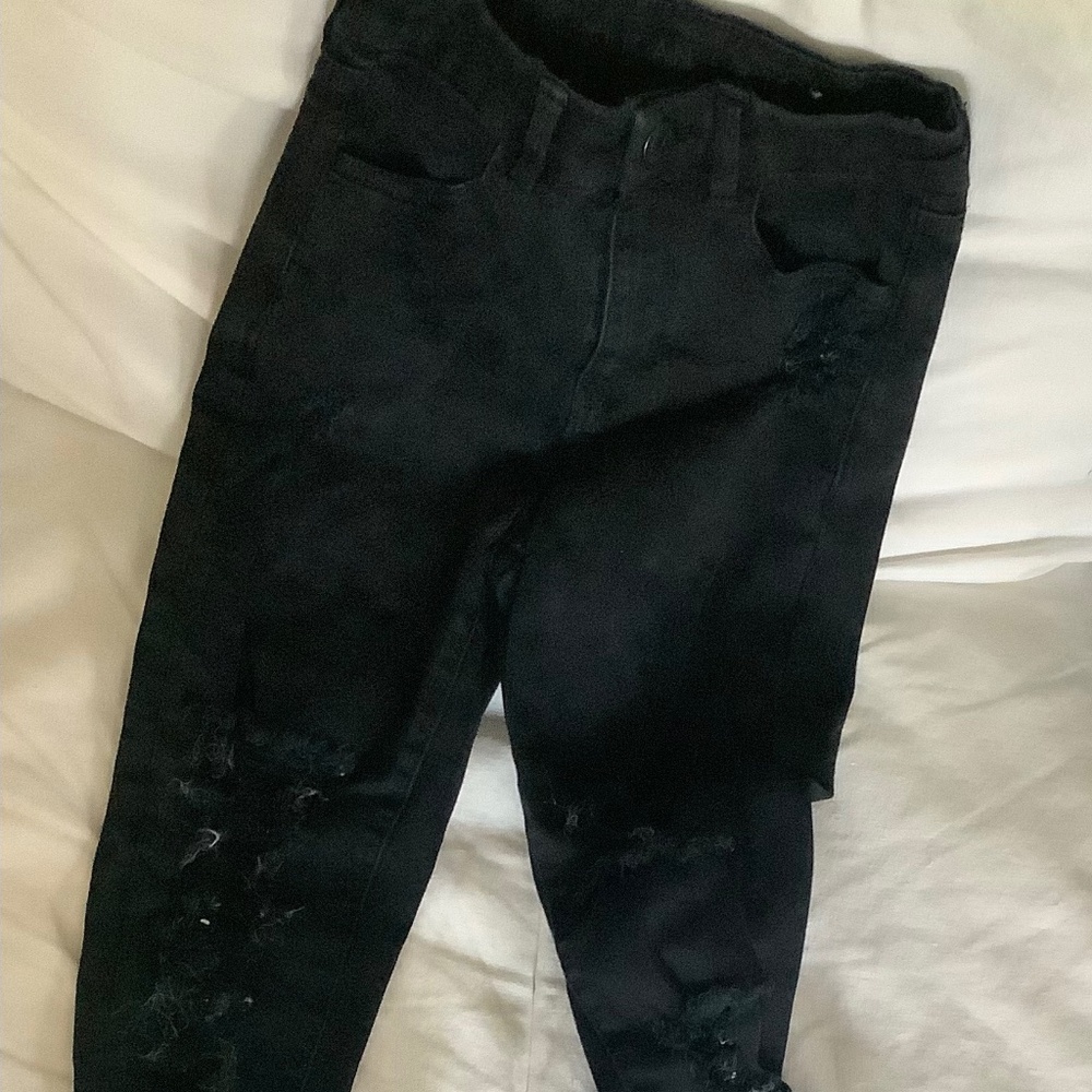 American Eagle Ripped Black Skinny Jeans Size: 00